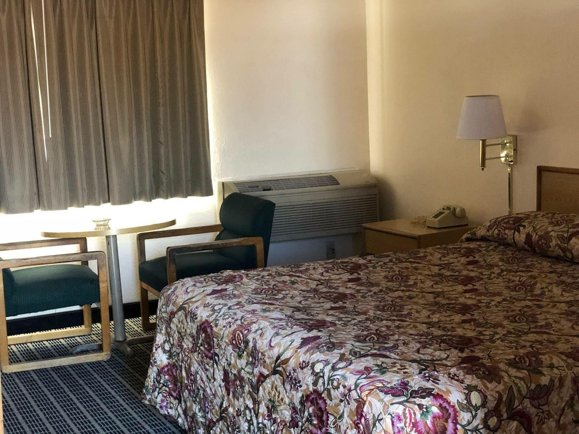 Economy Inn Φρέσνο Εξωτερικό φωτογραφία